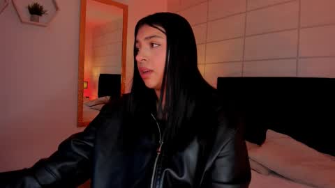 Christine  online show from February 24, 11:53 am