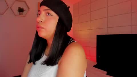 Christine  online show from December 3, 1:02 pm