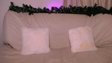 cindylovesmith online show from December 22, 4:59 am