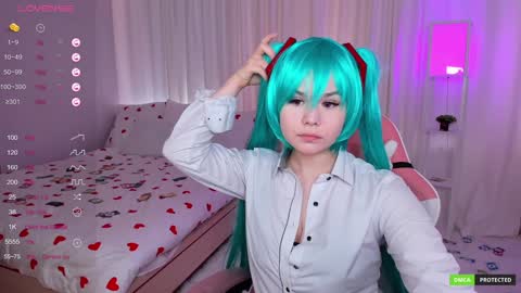 Snapshot of clairefaers chatting on February 1, 8:08 am Claire Faers online show from February 1, 8:08 am