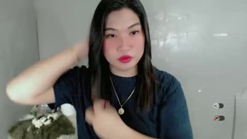 CLAIRE online show from March 9, 5:39 pm