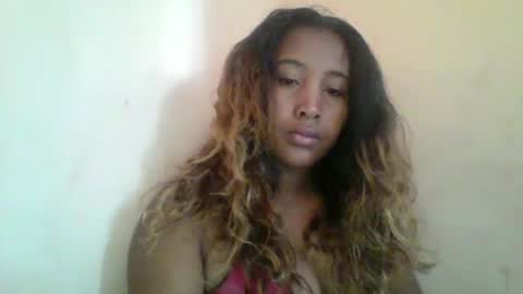 Clarah0123 online show from March 2, 7:10 am