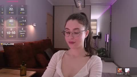 Cassy Classy online show from March 17, 1:15 pm