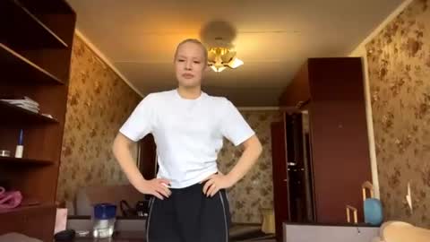 claudettelayel online show from July 16, 3:27 pm
