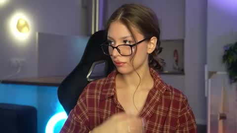 Cleo online show from January 15, 7:25 am