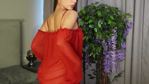 Cleo online show from November 7, 7:25 am