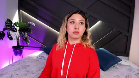 cloe_palmeer online show from February 13, 7:42 pm