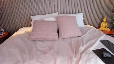 Cloe Harp  online show from November 9, 12:34 pm