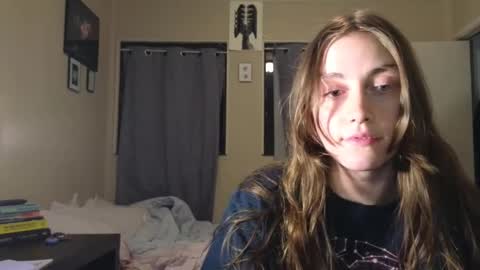 Clover online show from December 25, 9:02 am