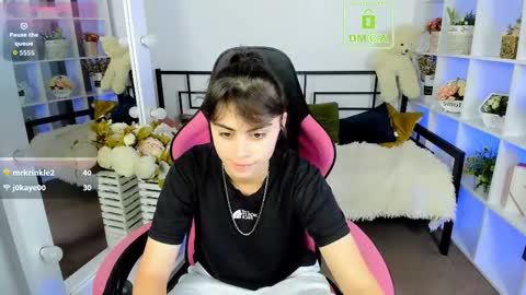 Snapshot of cocoa_sins chatting on October 20, 7:22 am Olivia online show from October 20, 7:22 am