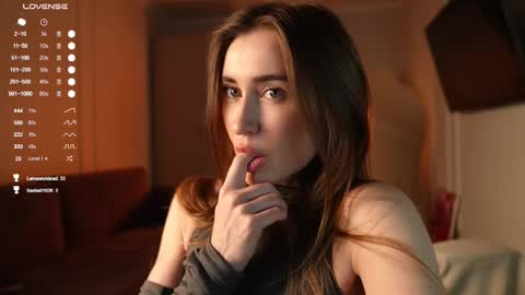 Anna online show from December 20, 3:16 pm