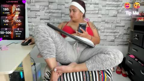 laurita online show from January 6, 2:15 am