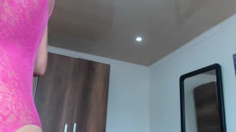 Snapshot of conni_f00x chatting on February 24, 12:35 pm conni_f00x online show from February 24, 12:35 pm