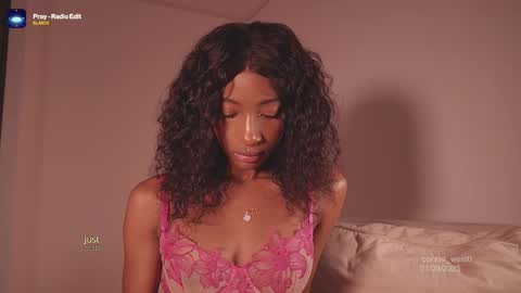   independent model online show from March 1, 10:21 pm