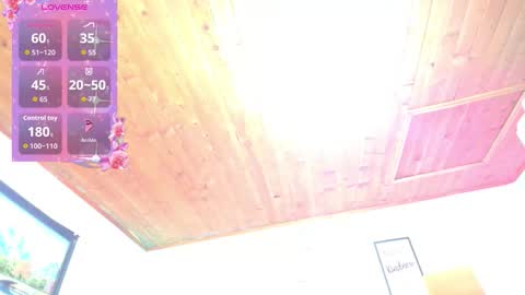 Coral online show from October 1, 2:05 am