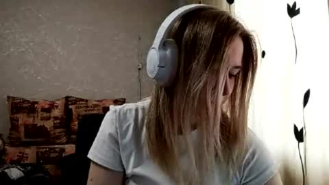 Niki online show from June 1, 1:13 pm