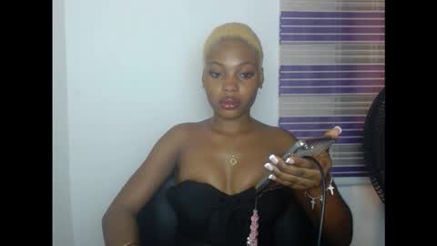 Snapshot of cornxcunt chatting on October 20, 6:55 pm cornxcunt online show from October 20, 6:55 pm