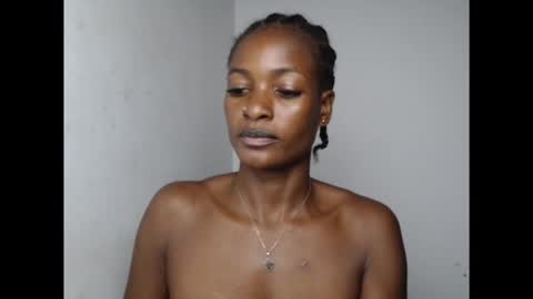 cornxslut online show from November 18, 7:59 pm