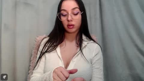 Courtney online show from February 5, 3:37 pm