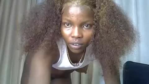 craizybitch online show from March 2, 7:26 am