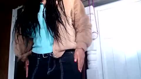 CreamyExotica online show from January 9, 3:01 pm