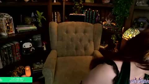 Crimson Kitten online show from June 27, 3:07 am