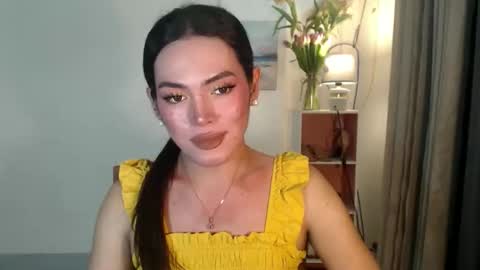 Snapshot of cris_slut08 chatting on October 20, 5:10 am Crisxx online show from October 20, 5:10 am
