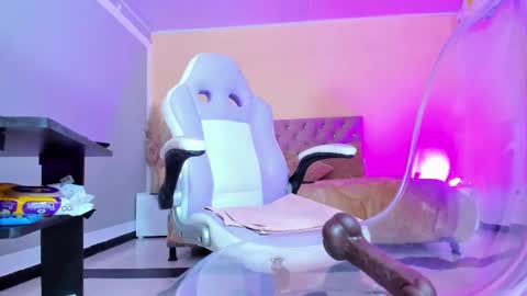 Cristal online show from December 20, 10:41 am