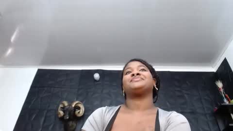 Hanna  online show from March 5, 12:56 pm