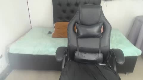 CristalAdams online show from December 7, 5:09 pm