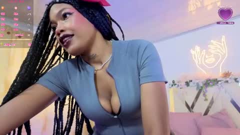 Crystalbroke  online show from August 4, 7:20 pm