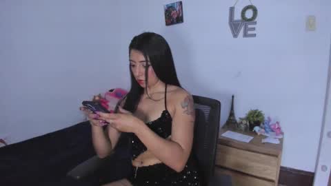  Independent Model online show from March 27, 12:23 am