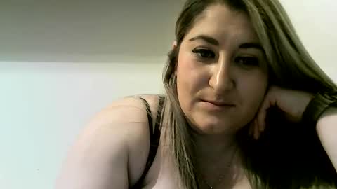 cristina20021991 online show from January 6, 9:54 pm