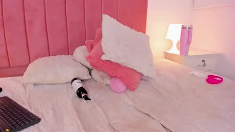  Crystal  online show from February 22, 7:20 am