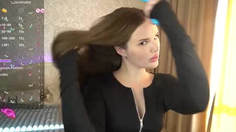 Snapshot of crystall_bliss chatting on September 23, 1:09 pm Nika online show from September 23, 1:09 pm