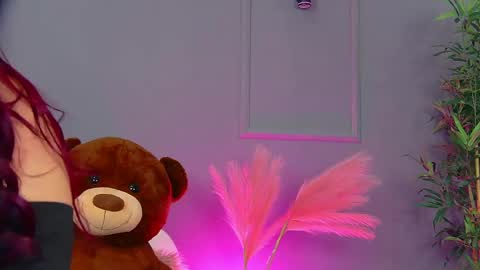 crystallred online show from April 16, 5:08 am