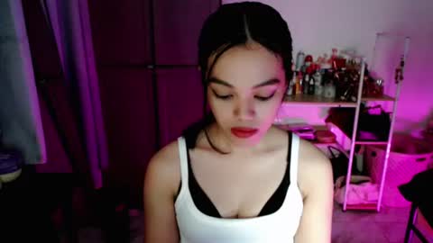 cuddlepunk_bubble online show from June 19, 6:06 am