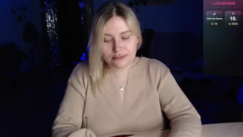 Chris online show from December 4, 11:46 pm