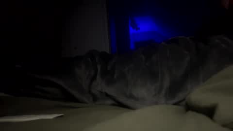 cuddlybrick online show from December 31, 8:48 am