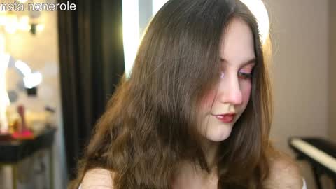 fansly -  lilyband online show from November 4, 11:37 am