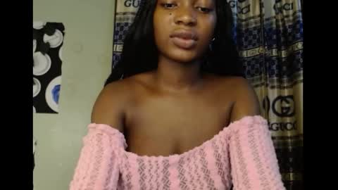 cumebony_petit online show from September 18, 10:30 pm