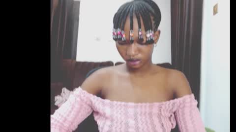 cumebony_petit online show from March 9, 7:22 am