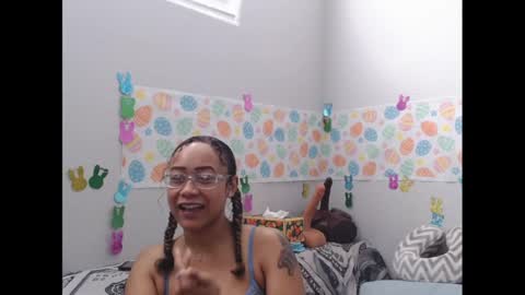 Nia Reese online show from March 29, 6:40 pm