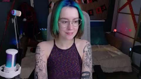 CUMpotikEve online show from November 17, 4:02 am