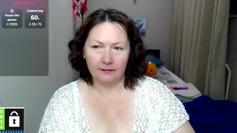 curvy_girlz online show from October 22, 5:18 pm