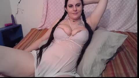 Celine Fawe online show from December 8, 1:56 am