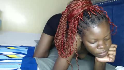 curvyjoan online show from February 28, 10:14 am