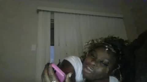 curvyychocolate online show from January 9, 12:03 am