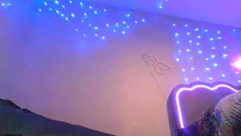 curvyychocolate online show from January 31, 9:05 pm