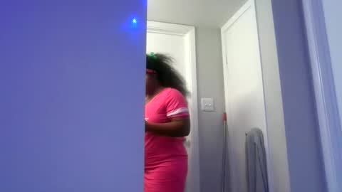 curvyychocolate online show from February 9, 2:38 am